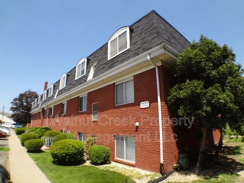 2104 Tower Blvd #204