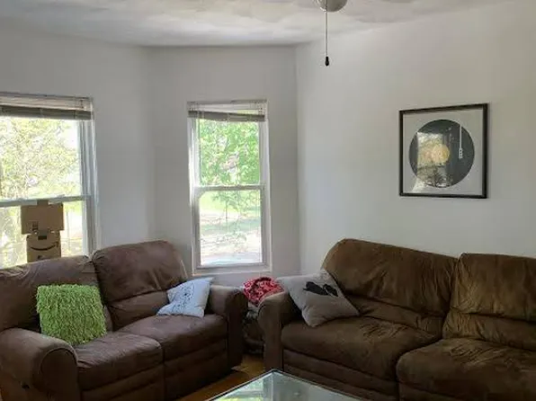 86 Fellsway W #2, Somerville, MA 02145