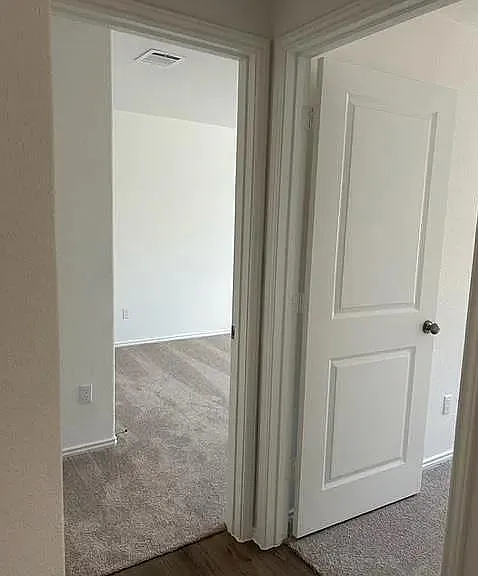 607 Water Way Ave — Photo 6