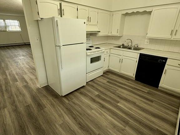 5th image of 369 Shields Rd #1