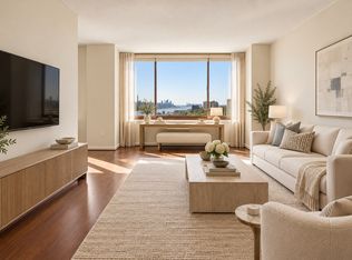 100 Old Palisade Rd APT 3107, Fort Lee, NJ 07024