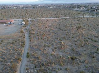 3098 La Mesa Rd, Phelan, CA 92371