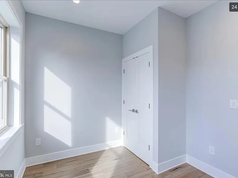 2222 E Albert St — Photo 15