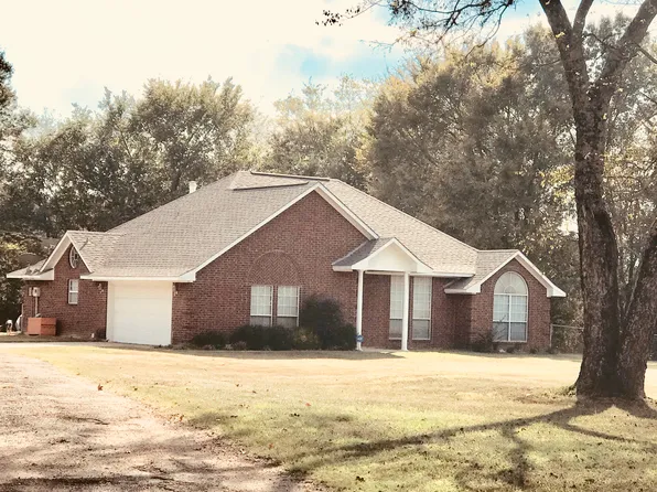 3974 E Us Highway 67, Mount Pleasant, TX 75455