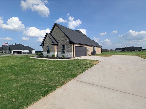 2nd image of 4735 Sasha Way