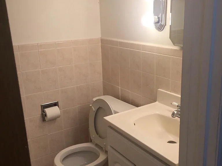 7220 N Claremont Ave #AJ — Photo 6