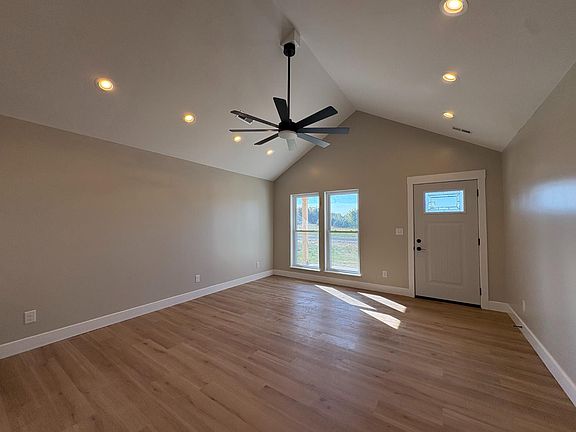 4th image of 12133 Willow Rd