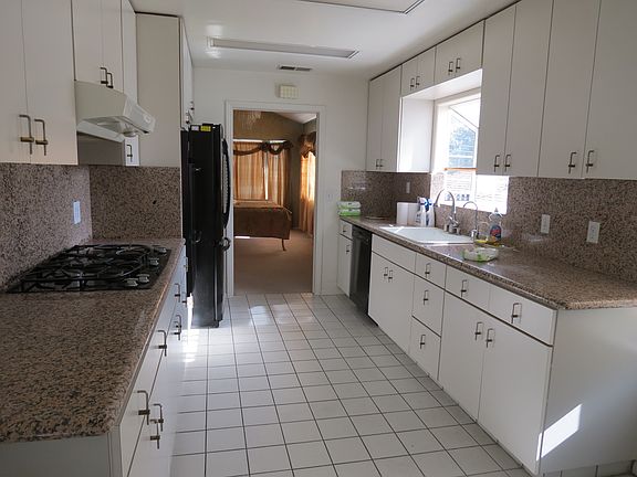 4th image of 4623 Briggs Ave