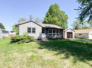 406 4th St NW, Fulda, MN 56131