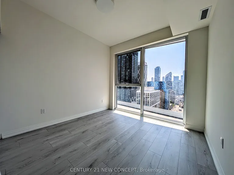 280 Dundas St W #2107 — Photo 2