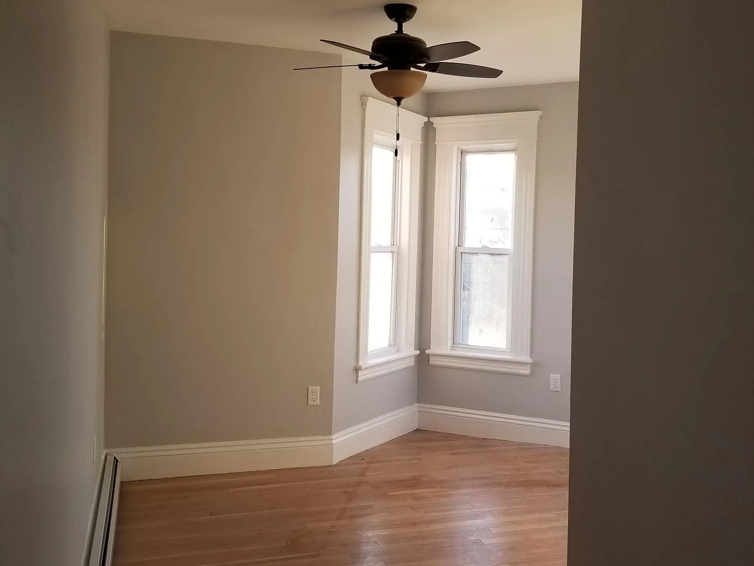 2 bed, 800 sqft, $2,100 — Photo 4