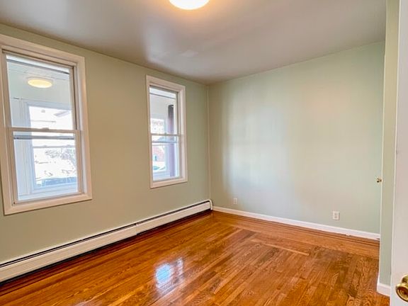4th image of 1401 6th St #1
