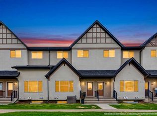 96 NE Cimarron Vista Gdns, Okotoks, AB T1S 0G3