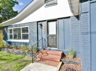 906 NW 6th Ave, Gainesville, FL 32601