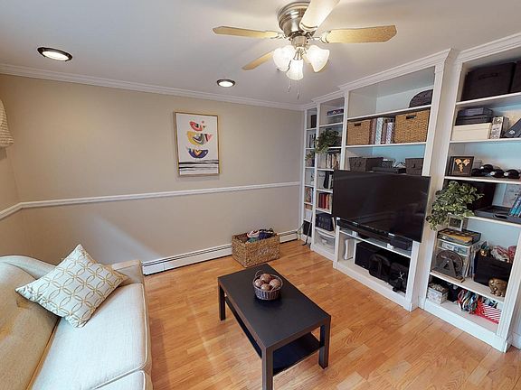 5th image of 622 Bement Ave