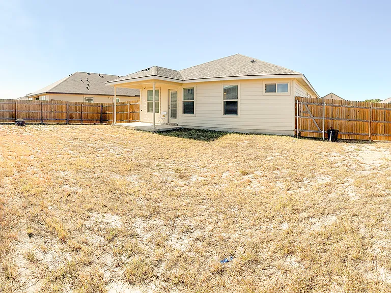 2025 Bee Creek Loop — Photo 19