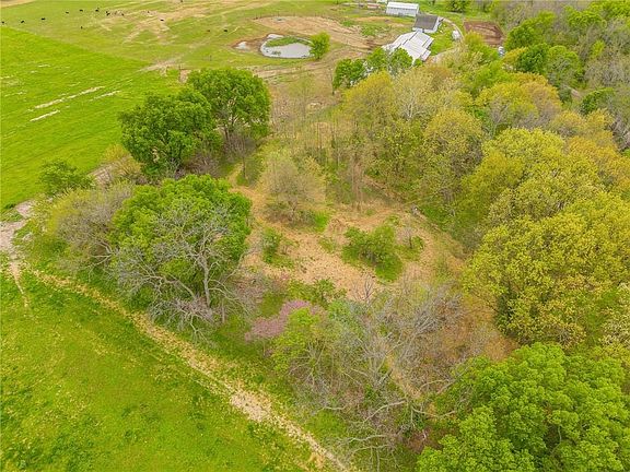 4th image of 15817 Plattsburg Rd