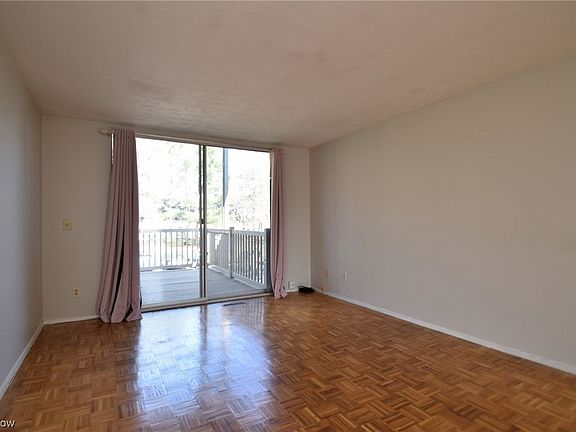 3rd image of 6640 Chaffee Ct APT N-4
