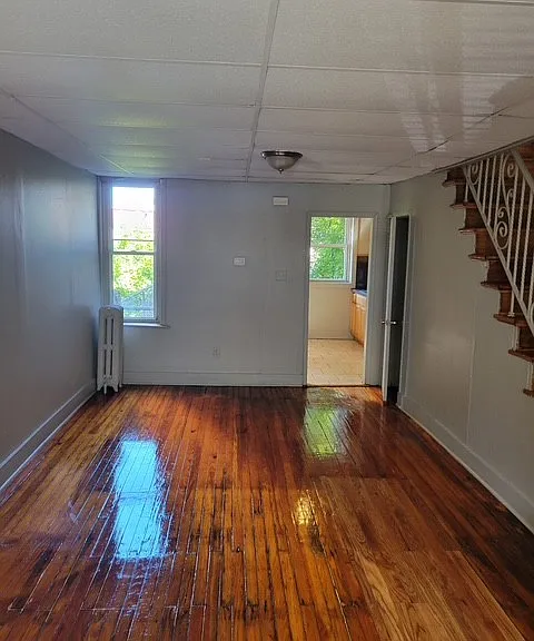 151 W Ruscomb St — Photo 3