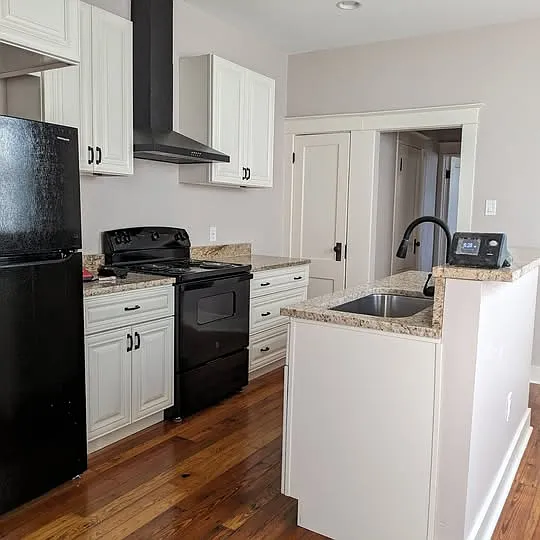 2 bed, 900 sqft, $1,400 — Photo 4