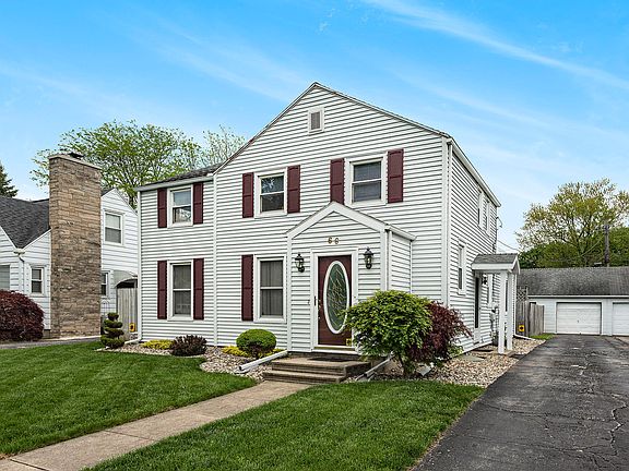 4th image of 66 Piper Ave