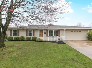 5144 Birchcrest Dr, Youngstown, OH 44515