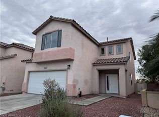 8233 Mountain Gap Ct, Las Vegas, NV 89117