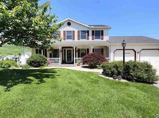 2225 Wynnwood Ct, Enola, PA 17025