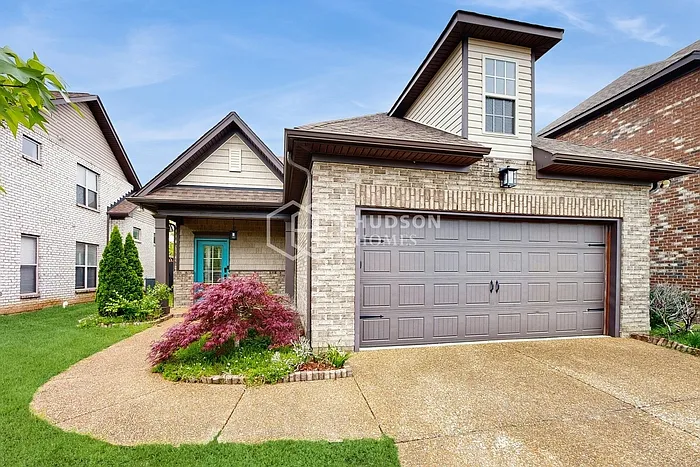 4 bed, 3.0 bath, 2215 sqft, $2,599 — Photo 3
