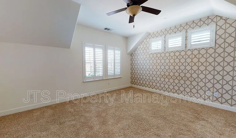 1349 Piper Pl — Photo 29