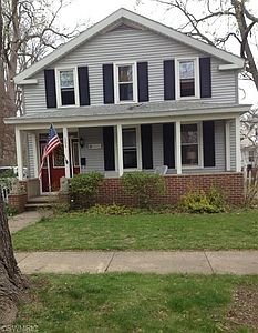 2nd image of 608 W Mansion St