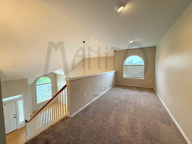 1816 S Viewcrest Ln — Photo 11