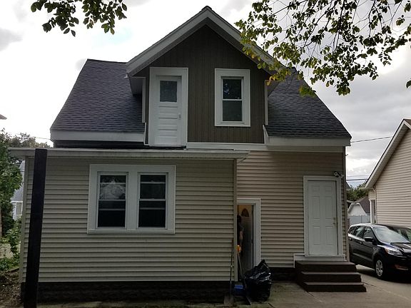 3rd image of 1620 Cleveland Ave SW
