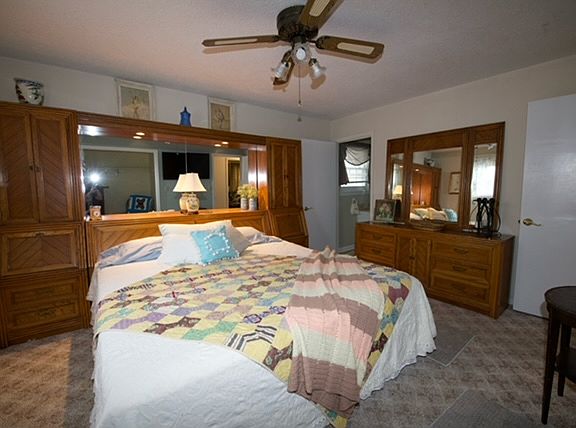 2nd image of 77 Kimberly Ln #2