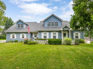 6101 Chase Ave, Downers Grove, IL 60516