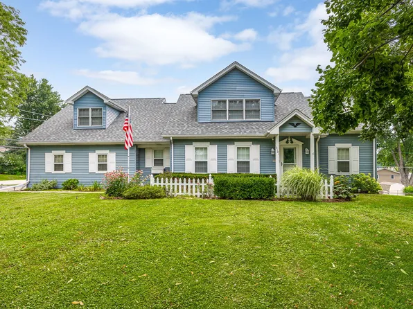 6101 Chase Ave, Downers Grove, IL 60516