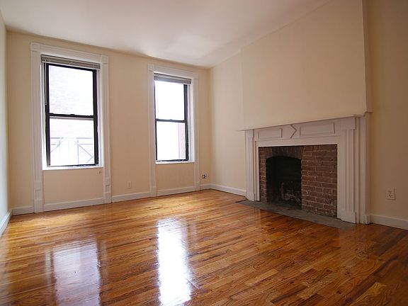 4th image of 661 Washington St #4R