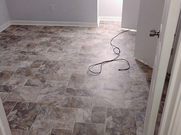 5th image of 103 Barracks St #4