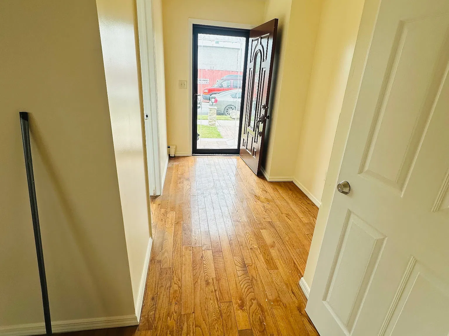 3 bed, $2,850 — Photo 3