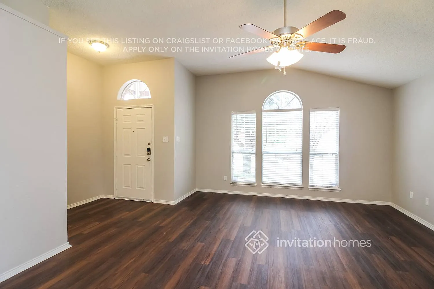 5812 Matt St Fort Worth, TX 76179 — Photo 2