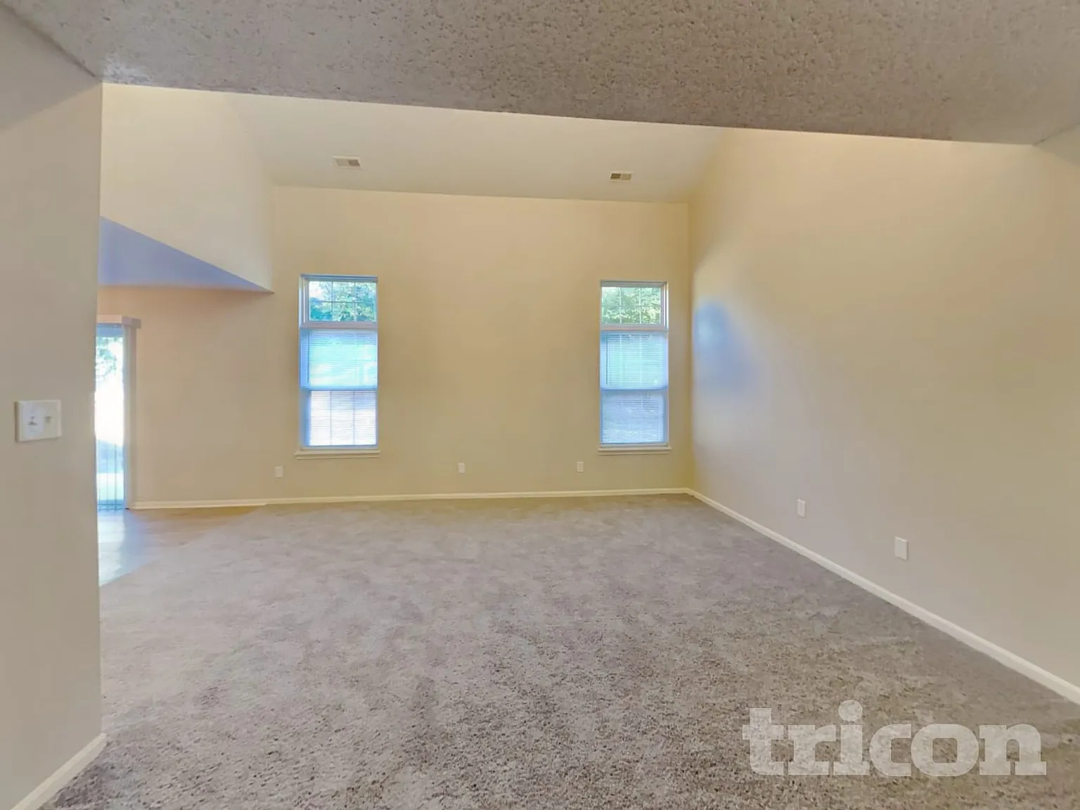 7114 Mars Drive Indianapolis IN — Photo 2