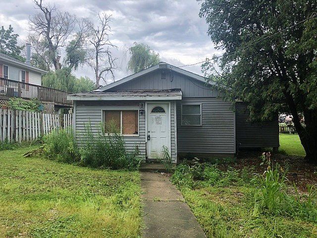 This photo represents pre foundation expansion.  The foundation has been expanded and is the last ph