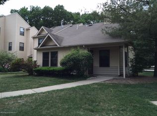 17 Whispering Oaks Way, Jackson, NJ 08527