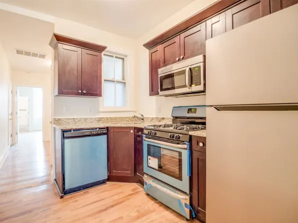 70 Rose Ave, Jersey City, NJ 07305