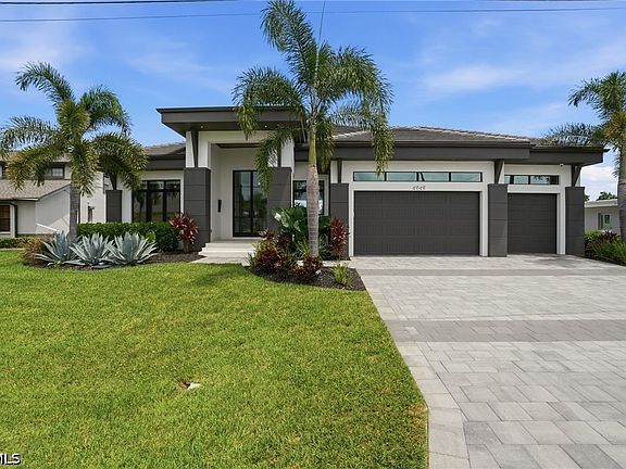 2nd image of 4949 Seville Ct