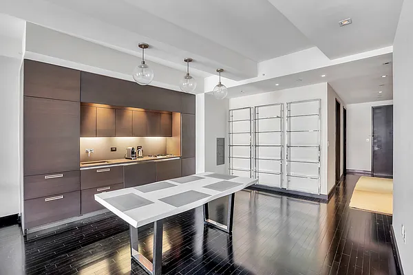 Rented by Corcoran | media 22