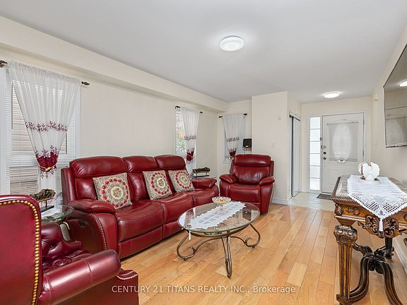 5th image of 69 Rampart Cres