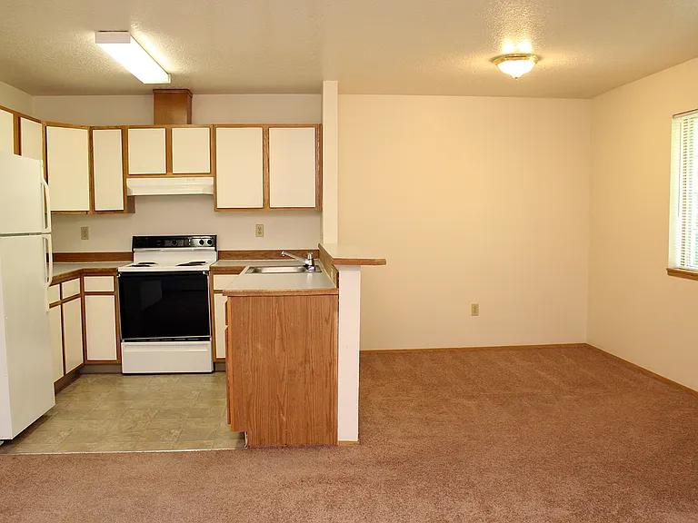 4604-4650 NE Hancock St — Photo 14