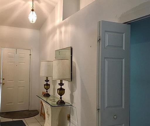5th image of 7 Birchwood Dr