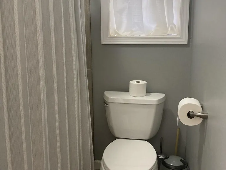 3504 Vicki St — Photo 8